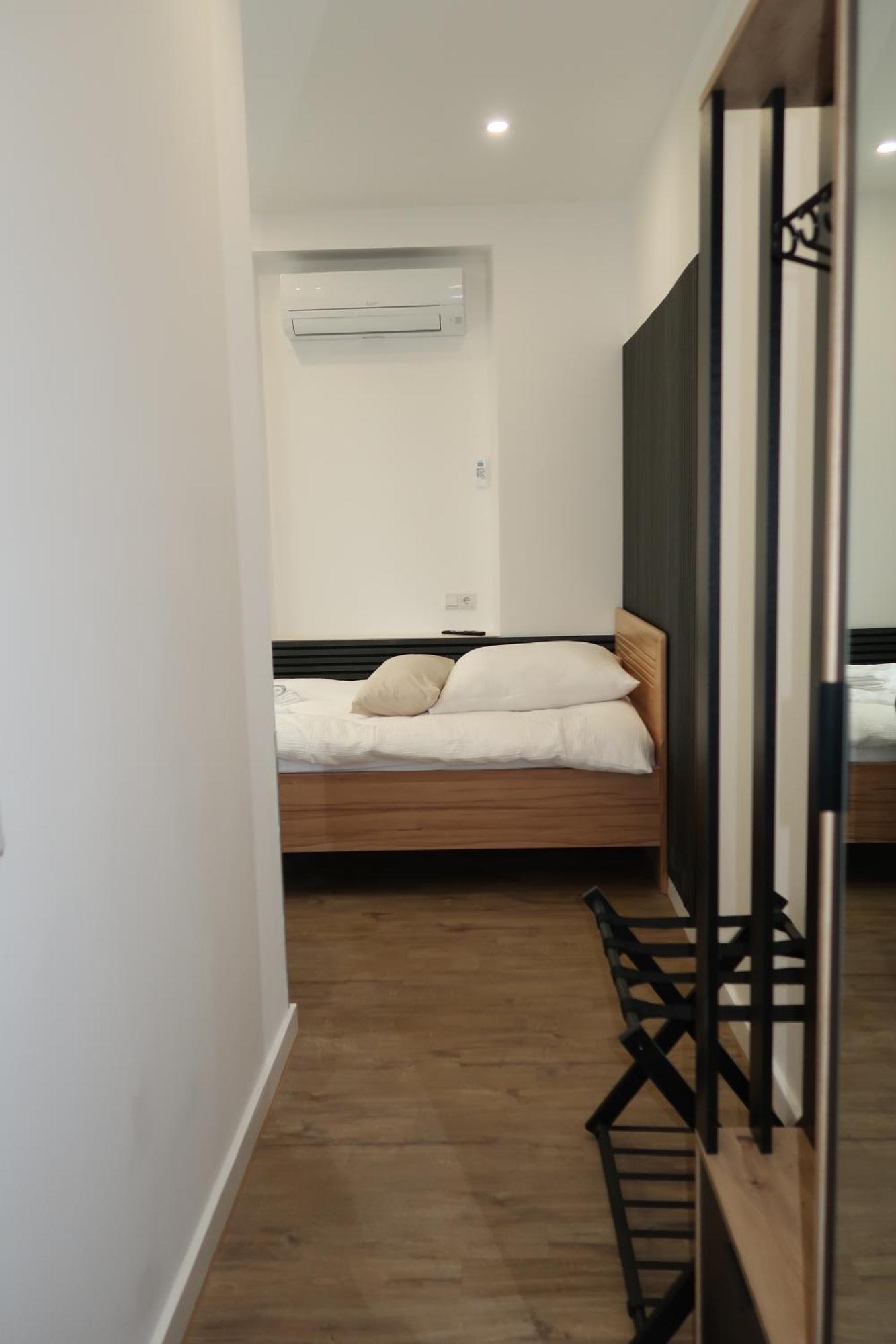 Toka Rooms - An Der Regiobahn Меттман Екстер'єр фото